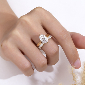 แหวนหมั้นเพชรทรงรีทองคำขาว 18K รุ่น MSR-2200 จาก Messi Jewelry สำหรับผู้หญิง พร้อมวงแหวนเพชรแบบคลาสสิก - Product Image 3