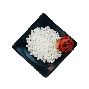 ราคาส่งปุ๋ยแอมโมเนียมซัลเฟตแบบผลึกหรือแบบเม็ด ความเข้มข้นของไนโตรเจน 21% ราคาสำหรับปุ๋ย - Product Image 1