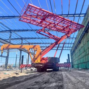 Plataforma de Trabajo Aérea Hidráulica Móvil Roja para Construcción con Brazo Extensible y Plataforma de Malla para Operaciones de Gran Altura - Product Image 6