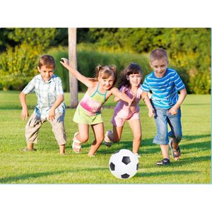 Ballons rebondissants en PVC SPDTECH de 6 pouces pour le football, le basketball et le soccer, avec pompe manuelle, pour enfants et tout-petits, lot de 3 - Product Image 3