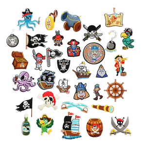 Tùy chỉnh Jolly Roger cờ CORSAIR tàu thuyền Đội Trưởng thiết kế sắt trên thêu cướp biển các bản vá lỗi cho quần áo - Product Image 1