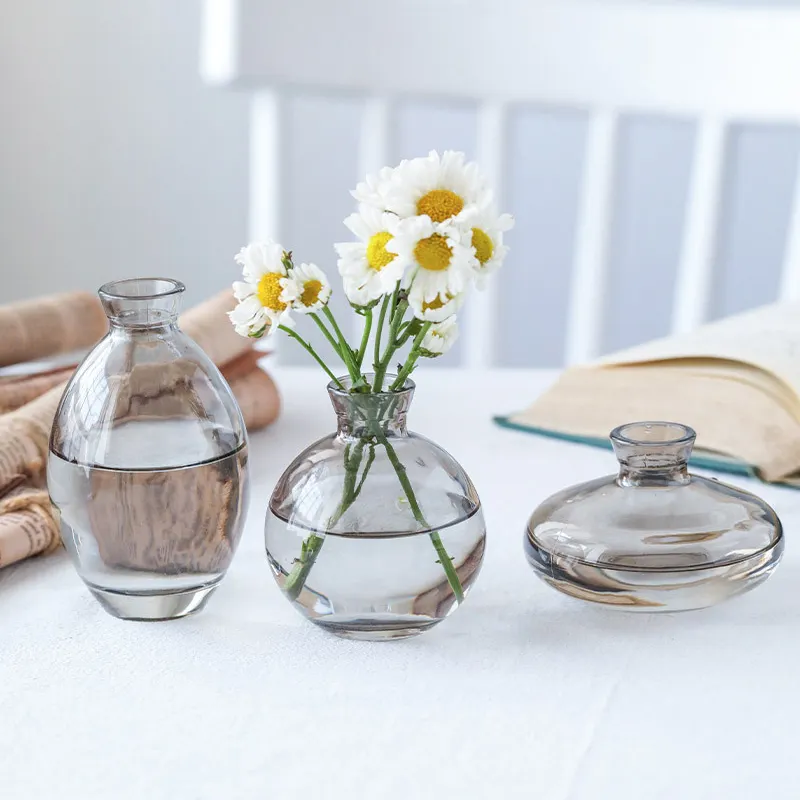 EIPP benutzer definierte Farbe dekorative Tisch Mini kleine runde Glas Blumen knospe Vase modern für einzelne Blumen Wohnkultur Hochzeit