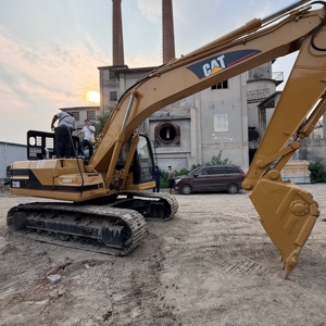 Excavatrice d'occasion Caterpillar 320B d'origine japonaise, excavatrice sur chenilles hydraulique CAT de 20 tonnes, CAT 320B pour l'exploitation minière en bon état - Product Image 3
