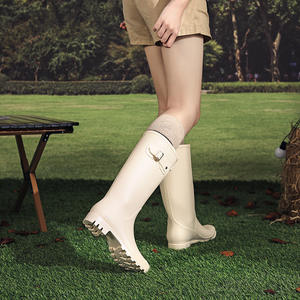 Nuevas <span class=keywords><strong>Botas</strong></span> <span class=keywords><strong>de</strong></span> lluvia impermeables con logotipo personalizado <span class=keywords><strong>para</strong></span> <span class=keywords><strong>mujer</strong></span>, <span class=keywords><strong>botas</strong></span> Wellberies <span class=keywords><strong>de</strong></span> goma natural <span class=keywords><strong>para</strong></span> <span class=keywords><strong>mujer</strong></span>, <span class=keywords><strong>botas</strong></span> Wellly Wellington <span class=keywords><strong>de</strong></span> campo <span class=keywords><strong>para</strong></span> <span class=keywords><strong>mujer</strong></span> - Product Image 2