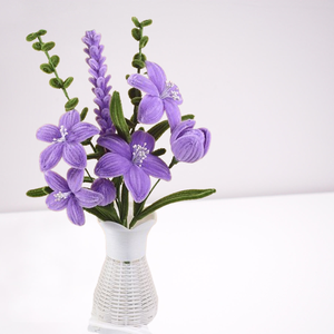 Venta al por mayor Limpiadores de Pipa Flores mezcladas hechas a mano Varilla retorcida Acabado Tulipanes Rosas Plantas Regalo creativo Flores - Product Image 1