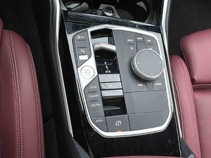 Véhicule d'<span class=keywords><strong>occasion</strong></span> <span class=keywords><strong>BMW</strong></span> Série 3 2024 325i M Sport Night Package 2.0L Essence Conduite à gauche Voitures d'<span class=keywords><strong>occasion</strong></span> - Product Image 6