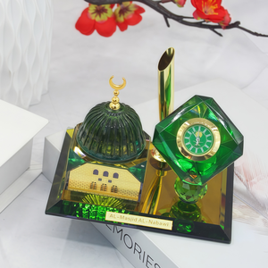 Porte-stylo en forme de mosquée en verre cristal, souvenirs de bureau musulman, alimenté par piles, réutilisable et durable - Product Image 1