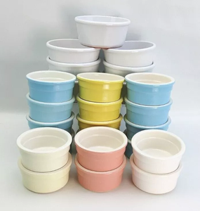 Petit plat en céramique gaufrée écologique de style européen pour la cuisson de gâteaux, ramequin en grès pour crème brûlée et mini-desserts - Product Image 6