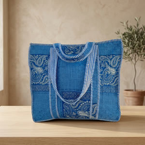 Bolso Tote de Terciopelo de Lujo para Mujer, Gran Capacidad, Bolso de Hombro Acolchado Suave, Bolso de Moda Ecológico y Ligero, Personalizable para Verano - Product Image 5
