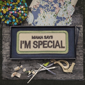 MAMA SAYS I'M SPECIAL แผ่นปักลายสี่เหลี่ยมแบบกำหนดเอง เป็นมิตรกับสิ่งแวดล้อม รีดติดได้ ใช้สำหรับงานยุทธวิธี โลโก้ส่วนตัว ผ้าเดนิม ลูกไม้ - Product Image 2