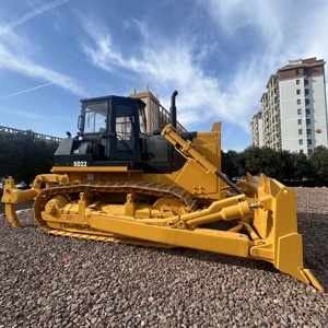 Niveleuse à moteur Shantui 250H d'occasion, modèle 2024, 23,5T, capacité de nivellement de 4,6m, moteur Cummins 175kW, pompe 99% neuve, logistique portuaire/de chantier - Product Image 1