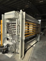 Presse à chaud hydraulique 120 tonnes pour le traitement du bois, le stratage et le laminage des parquettes, des placages de bois MDF et des portes en contreplaqué
