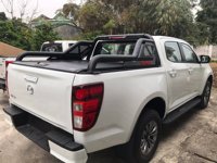 Le meilleur couvercle de serrure rétractable rouleau N de camionnette pour Mazda BT50 Offre Spéciale protecteur de lit de coffre de couvercle de baignoire en aluminium