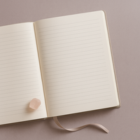 LABON Carnet à couverture rigide taupe avec couverture en lin doré pour l'écriture sincère et la journalisation.