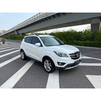 Voiture d'occasion à vendre Changan CS35 2017 SUV Essence Manuelle Traction Avant 5 Places Conduite à Gauche Approvisionnement en Gros pour Acheteurs Internationaux