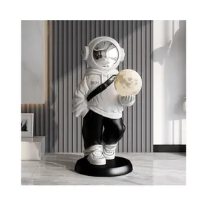 2023 toptan diy ev dekoru fiberglas astronot ay heykel oturma odası astronot heykeli heykel