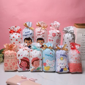 Bolsa portátil con cordón y lazo, diseño navideño, para regalos de Navidad y Año Nuevo, bolsa para empacar pasteles y galletas. - Product Image 3