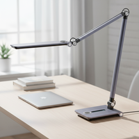 Lampe de bureau LED moderne et contemporaine en ABS flexible, avec gradation progressive DC, idéale pour la lecture, la chambre et l'intérieur.