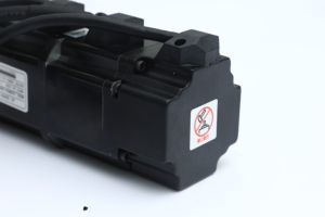 Codificador de 17 bits, 220 V, 400 W, monofásico, motor de CA de posicionamiento preciso para automatización V3m-060-r40s30joh 17 Bit - Product Image 2