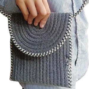 Cross-border new <b>bags</b>, spring and summer princess coin purse, handmade woven children's straw <b>bag</b>, mini mobile phone <b>bag</b>, - Product Image 4