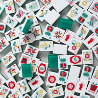 Tuiles de Mahjong Américaines Originales HIMORE pour Noël, Design à Thème de Noël avec Paillettes, Tuiles de Mahjong Gravées, Divertissement Intérieur