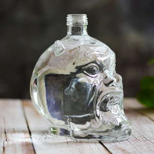 China Glass Luxury Custom Beast Head Glass Lliquor Botella Logotipo personalizado 750ml Extra Flint Spirits <span class=keywords><strong>Licor</strong></span> Gin Whisky Botella de vidrio - Product Image 1