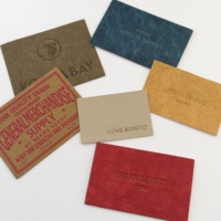 Étiquettes en papier kraft lavables, écologiques et recyclables, avec logo de marque personnalisé, gaufrage, fixation par points, impression en héliogravure pour sacs de vêtements