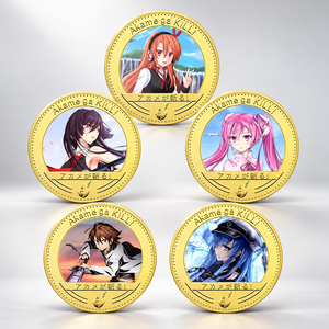 เหรียญสาวผมสีส้มปี 2026 ลายอนิเมะนักรบห้าคน ดีไซน์เคลือบทองบนอะคริลิค - Product Image 1