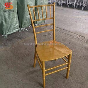 Sillas Chiavari de Resina Plástica Dorada para Decoración de Banquetes y Eventos de Boda - Product Image 3