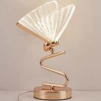 Lampe sur pied de luxe nordique, lampe de table LED papillon créative et minimaliste pour salon et chambre à coucher
