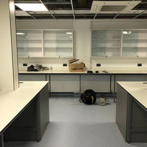 <span class=keywords><strong>Pannello</strong></span> Hpl in <span class=keywords><strong>laminato</strong></span> compatto HPL da laboratorio <span class=keywords><strong>bianco</strong></span> resistente agli agenti chimici da 16mm - Product Image 1