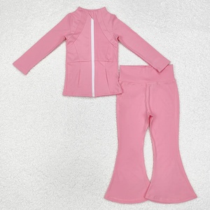 Conjunto Deportivo de Alta Calidad para Niñas, Poliéster Suave y Elástico, Estampado Rosa, Manga Larga, Secado Rápido, Top con Cierre y Pantalones - Product Image 1