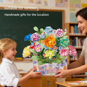 Petite Fleuriste - Kit Créatif DIY pour Enfants : Peinture à l'Eau, Teinture Florale, Papier Artistique, <span class=keywords><strong>Bouquet</strong></span> 3D, Carte de Vœux, Cadeau (3 ans et plus) - Product Image 4