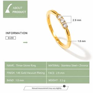 Anillo de Tres Piedras de Acero Inoxidable con Baño de Oro de 14K y Banda Delgada con Tres Circonitas Redondas Transparentes - Product Image 2