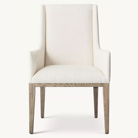 Fauteuil RH vintage de style campagnard français, écologique, durable, en bois massif vieilli, rembourré en tissu, pour salles à manger d'hôtel