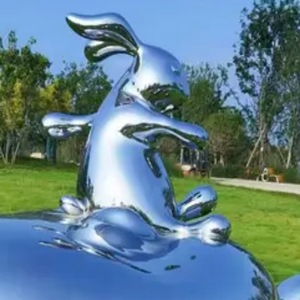 Statue d'animal en métal sur mesure de grande taille, sculpture de lapin en acier inoxydable pour décoration extérieure - Product Image 3
