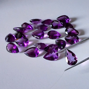 Ametiste Naturelle Brésilienne de Qualité Supérieure, Coupe Poire 14x10 MM, Pierre Précieuse en Quartz Non Perforée, Marque SGM, Idéale pour la Fabrication de Bijoux - Product Image 2