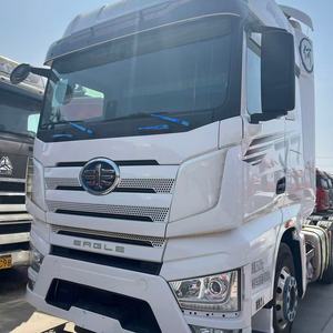 Camión Tractor FA-W J7 6x4 Usado, Año 2021, 550HP, Color Blanco, Cabina de Techo Alto, Rendimiento Premium, Transporte de Contenedores de Larga Distancia, Minería - Product Image 2
