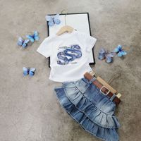 26 Nouvelles jupes en jean à manches courtes pour filles et enfants, style occidental, avec patchs en tissu, ensemble jupe mi-longue en jean