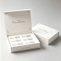 Boîtes cadeaux pour vernis à ongles en carton rigide magnétique avec logo personnalisé de luxe, fermeture à ruban sur mesure, emballage pour vernis à ongles