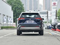 Jual harga grosir Toyo ta RAV-4 bekas cukup banyak Model dan tipe mobil tersedia/RAV-4