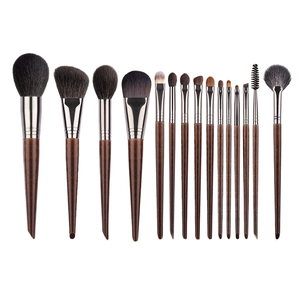 24pcs Goat Hair Makeup Brush Set Wooden Handle Face Concealer Brushes Custom Logo Private Label - Product Image 4