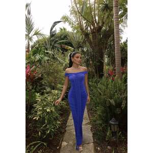 Robe de soirée élégante Saks Naselinta - Product Image 3