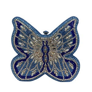 Bolso de mano con diamantes de imitación y mariposas para mujer, bolso de noche con cadena y cuentas de cristal, bolso de fiesta de cóctel azul claro brillante - Product Image 1
