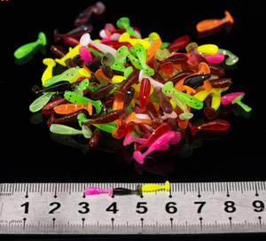 20 piezas de alta calidad, 1 cm, 0.025 g, micro señuelos blandos de PVC con cola en T para pesca de lubina en agua dulce y salada, jigging y wobbling. - Product Image 5
