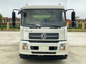 Camions balayeuses à moteur et aspirateur 6x4 de qualité supérieure avec arroseur d'eau - Neufs et d'<span class=keywords><strong>occasion</strong></span> en provenance de Chine - Product Image 3