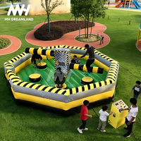 Jeu interactif gonflable classique Meltdown Wipeout, commercial, 6 personnes, matériau PVC toxique, taille personnalisée, adulte