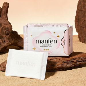 Vente en gros de serviettes hygiéniques jetables ultra-fines en tissu non tissé, respirantes, imprimées, anti-fuites 3D, sur mesure pour adultes - Product Image 1