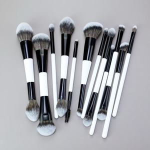 Ensemble de pinceaux de <span class=keywords><strong>maquillage</strong></span> de beauté à double extrémité <span class=keywords><strong>pour</strong></span> femmes avec correcteur moyen petits pinceaux de contour outils de produits de beauté <span class=keywords><strong>pour</strong></span> le visage <span class=keywords><strong>pour</strong></span> femmes - Product Image 4