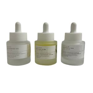 La <span class=keywords><strong>Roche</strong></span>-Posay Angel Centella Asiatica 10% Niacinamida 0.2% Retinol 10% Suero Multipétido 30ml SKIN1004 - Product Image 5